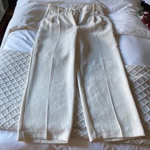 ARITZIA EFFORTLESS PANT - size 4 Tall color: light birch